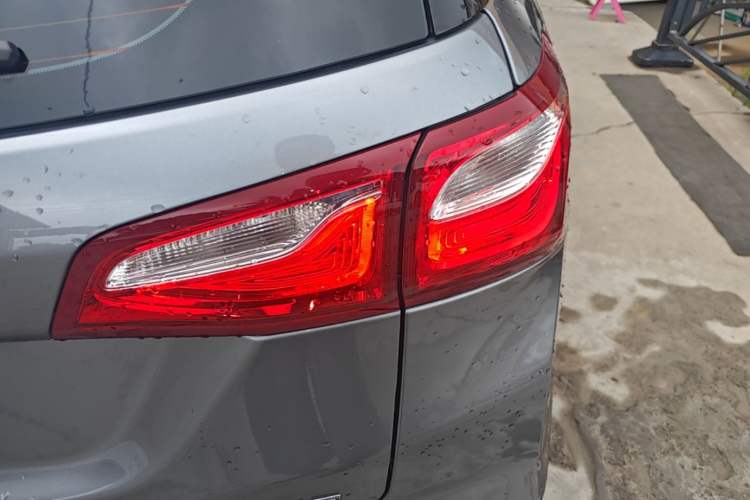 Used Chevrolet Equinox 2019 535T Automatic Chijie Edition China VI Right Rear Taillight