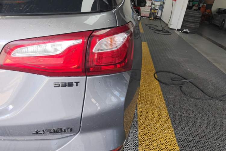 Used Chevrolet Equinox 2019 Redline 550T Automatic All-Wheel-Drive RS Model China VI Standard Right Rear Taillight