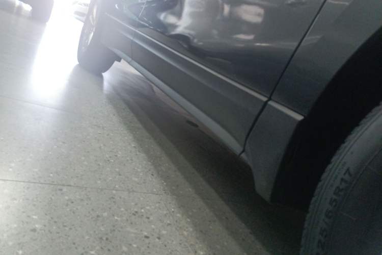 Used Chevrolet Equinox 2019 535T Automatic Chijie Edition China V Standard Right Side Sill