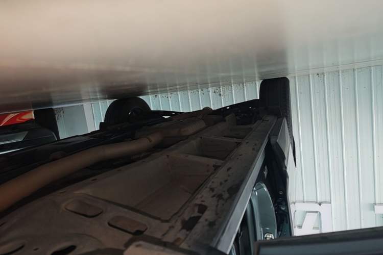 Used Chevrolet Equinox 2019 Redline 550T Automatic All-Wheel-Drive RS Model China VI Standard Right Side Sill