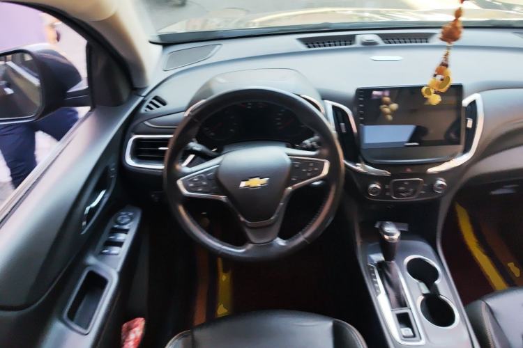 Used Chevrolet Equinox 2019 535T Automatic Chijie Edition China V Standard Steering Wheel