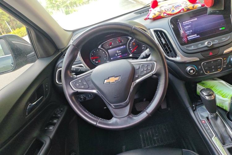 Used Chevrolet Equinox 2019 535T Automatic YuJie Edition China V Standard Steering Wheel