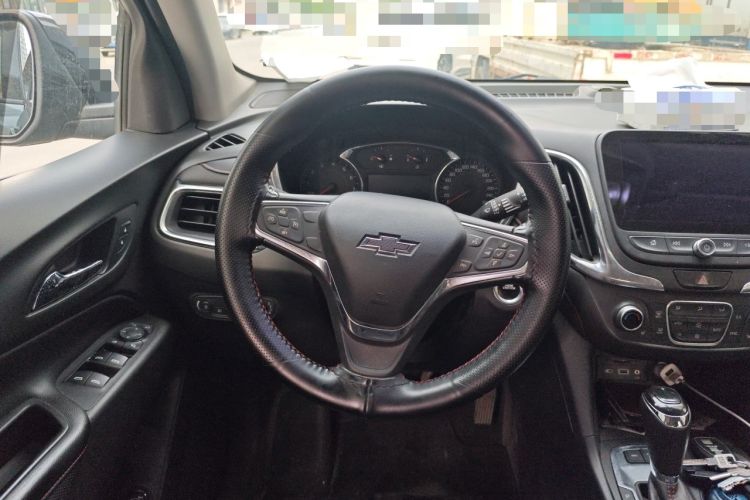 Used Chevrolet Equinox 2019 Redline 550T Automatic All-Wheel-Drive RS Model China V Standard Steering Wheel