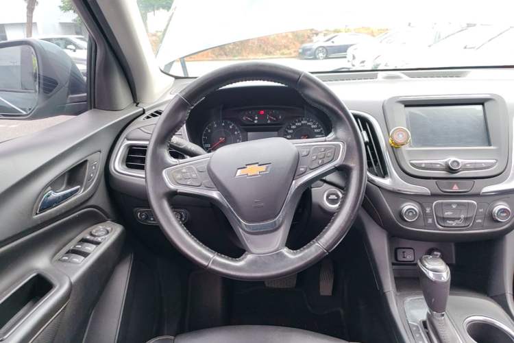 Used Chevrolet Equinox 2019 535T Automatic Chijie Edition China VI Steering Wheel