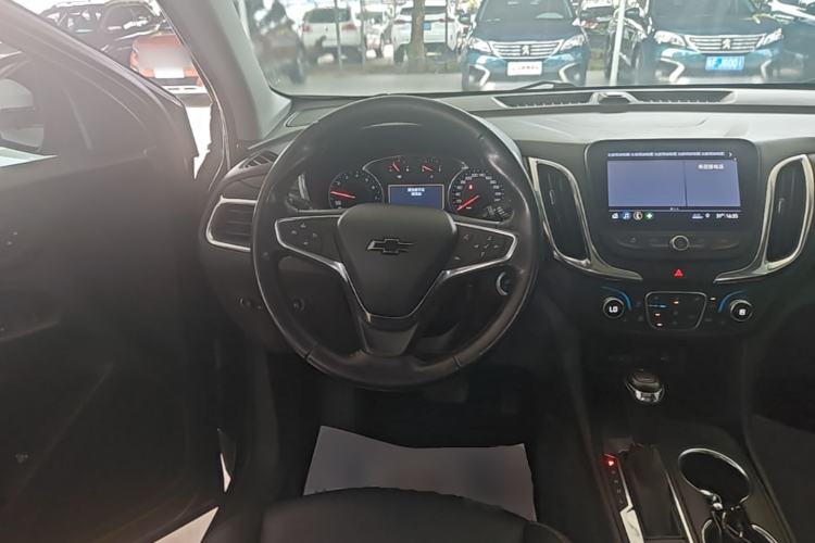 Used Chevrolet Equinox 2019 535T Automatic YuJie Edition China V Standard Steering Wheel