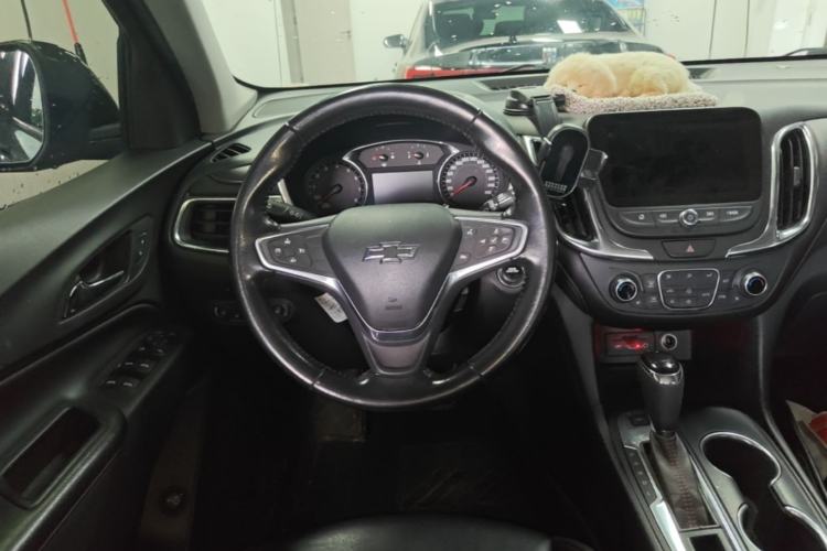 Used Chevrolet Equinox 2019 Redline 550T Automatic All-Wheel-Drive RS Model China VI Standard Steering Wheel