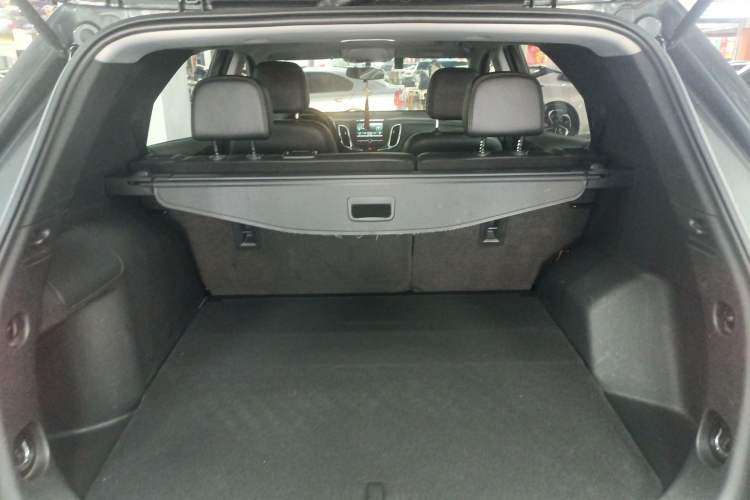 Used Chevrolet Equinox 2019 535T Automatic Chijie Edition China V Standard Trunk