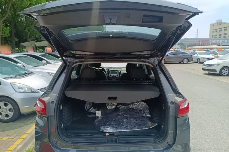 Used Chevrolet Equinox 2019 535T Automatic Chijie Edition China V Standard Trunk