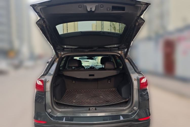 Used Chevrolet Equinox 2019 Redline 550T Automatic All-Wheel-Drive RS Model China V Standard Trunk