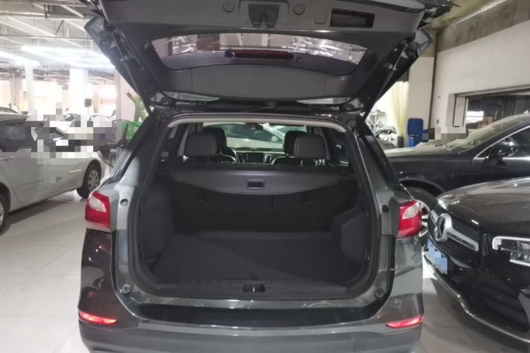 Used Chevrolet Equinox 2019 535T Automatic Chijie Edition China V Standard Trunk