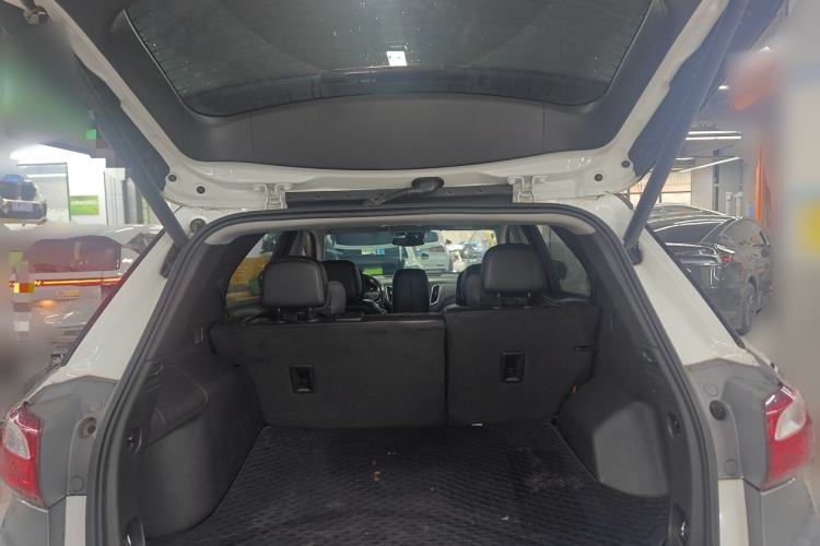 Used Chevrolet Equinox 2019 535T Automatic YuJie Edition China V Standard Trunk