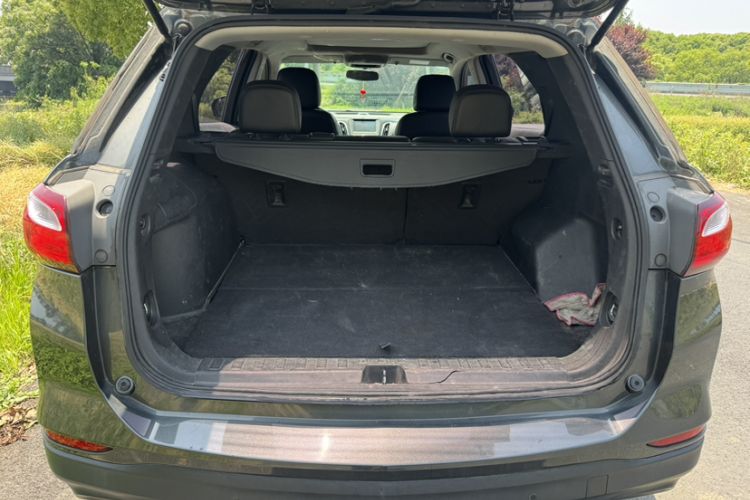 Used Chevrolet Equinox 2019 535T Automatic Chijie Edition China V Standard Trunk