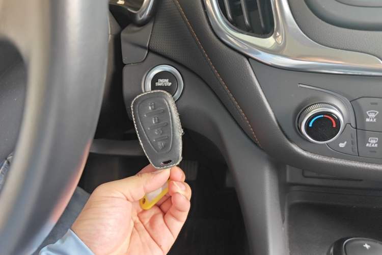 Used Chevrolet Equinox 2019 535T Automatic YuJie Edition China VI Vehicle Key