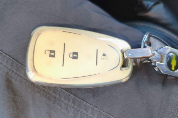 Used Chevrolet Equinox 2019 535T Automatic Lingjie Edition China VI Standard Vehicle Key