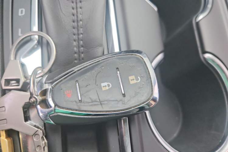 Used Chevrolet Equinox 2019 535T Automatic Chijie Edition China VI Vehicle Key
