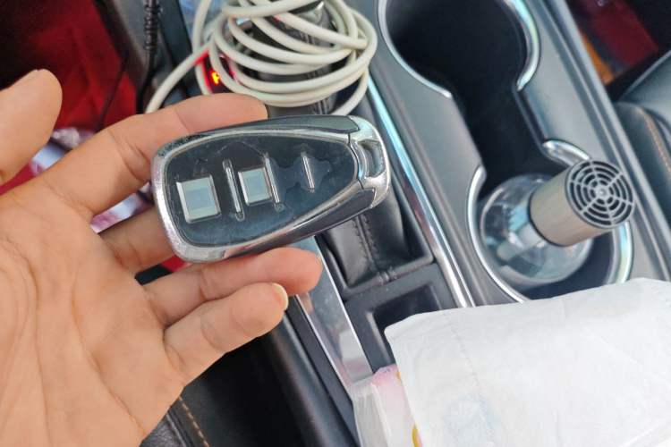 Used Chevrolet Equinox 2019 535T Automatic YuJie Edition China V Standard Vehicle Key