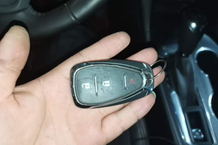 Used Chevrolet Equinox 2019 535T Automatic Chijie Edition China V Standard Vehicle Key