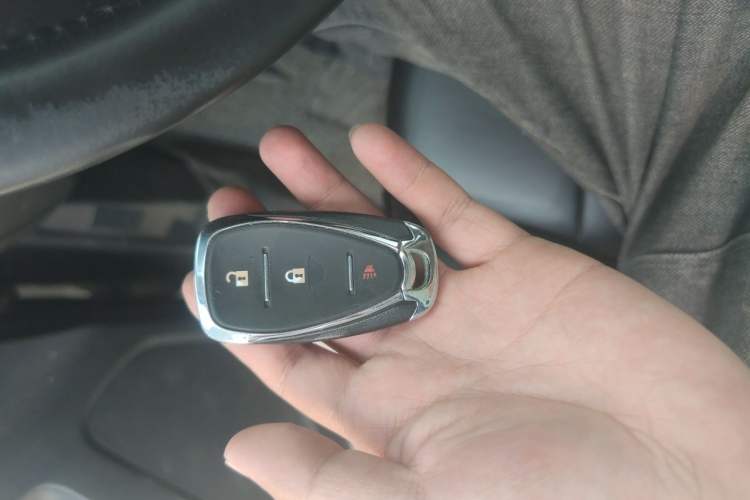 Used Chevrolet Equinox 2019 535T Automatic Chijie Edition China VI Vehicle Key