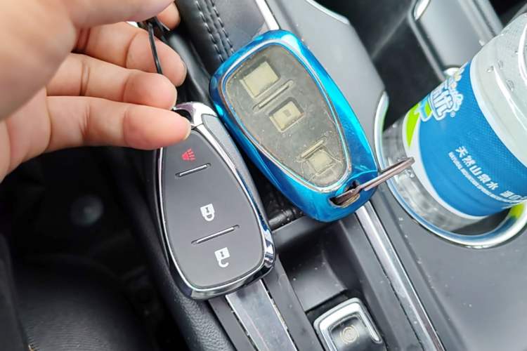 Used Chevrolet Equinox 2019 535T Automatic Chijie Edition China VI Vehicle Key