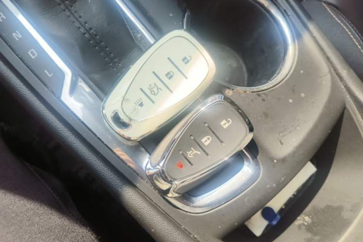 Used Chevrolet Equinox 2019 535T Automatic YuJie Edition China V Standard Vehicle Key