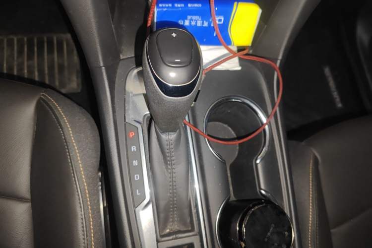 Used Chevrolet Equinox 2019 535T Automatic Chijie Edition China VI Gear Lever