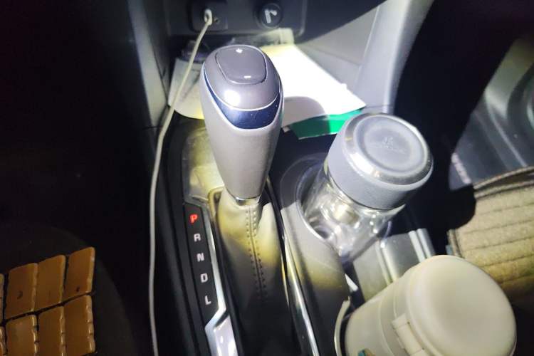 Used Chevrolet Equinox 2019 535T Automatic Chijie Edition China V Standard Gear Lever