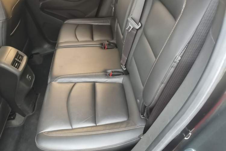 Used Chevrolet Equinox 2019 535T Automatic Chijie Edition China VI Left Rear Seat