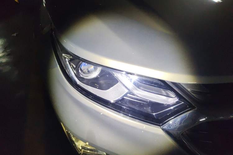 Used Chevrolet Equinox 2019 535T Automatic Chijie Edition China V Standard Right Front Headlight