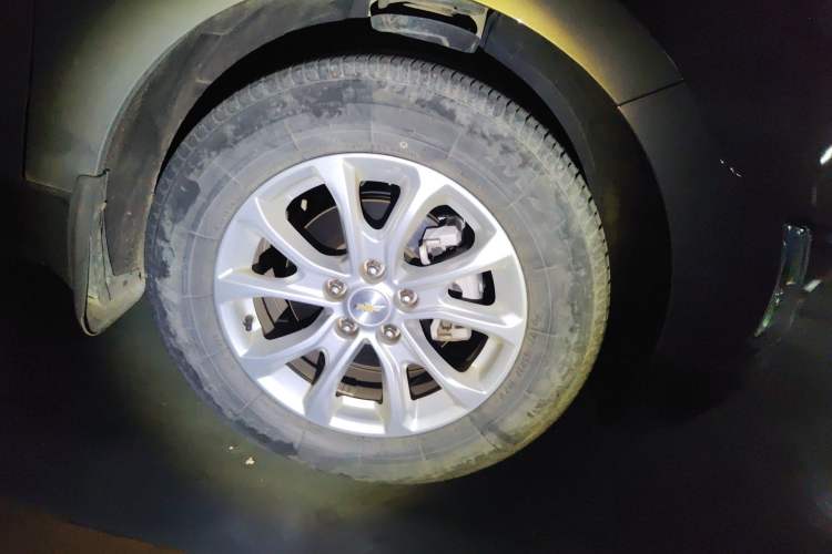Used Chevrolet Equinox 2019 535T Automatic Chijie Edition China V Standard Right Front Wheel Hub