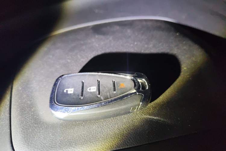Used Chevrolet Equinox 2019 535T Automatic Chijie Edition China V Standard Vehicle Key