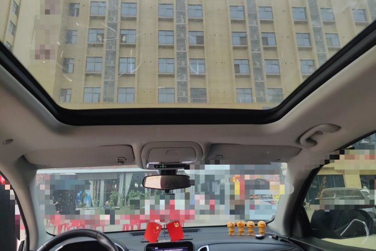 Used Chevrolet Equinox 2019 535T Automatic YuJie Edition China VI Headliner