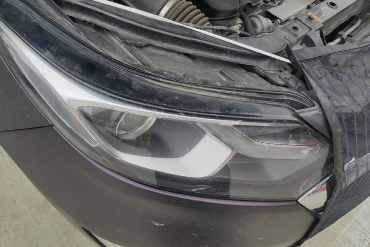 Used Chevrolet Equinox 2019 535T Automatic YuJie Edition China VI Right Front Headlight