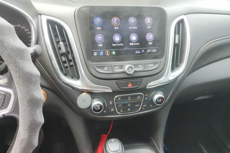Used Chevrolet Equinox 2019 535T Automatic YuJie Edition China VI Audio And AC Panel