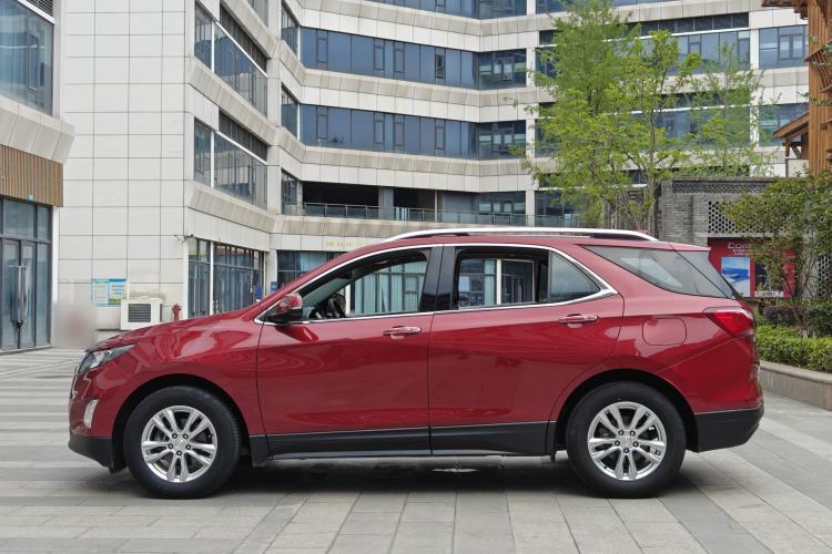 Used Chevrolet Equinox 2019 535T Automatic YuJie Edition China VI Exterior 3