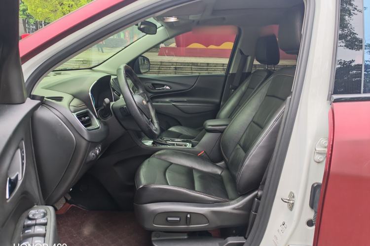 Used Chevrolet Equinox 2019 535T Automatic YuJie Edition China VI Interior 2