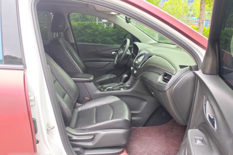 Used Chevrolet Equinox 2019 535T Automatic YuJie Edition China VI Interior 5