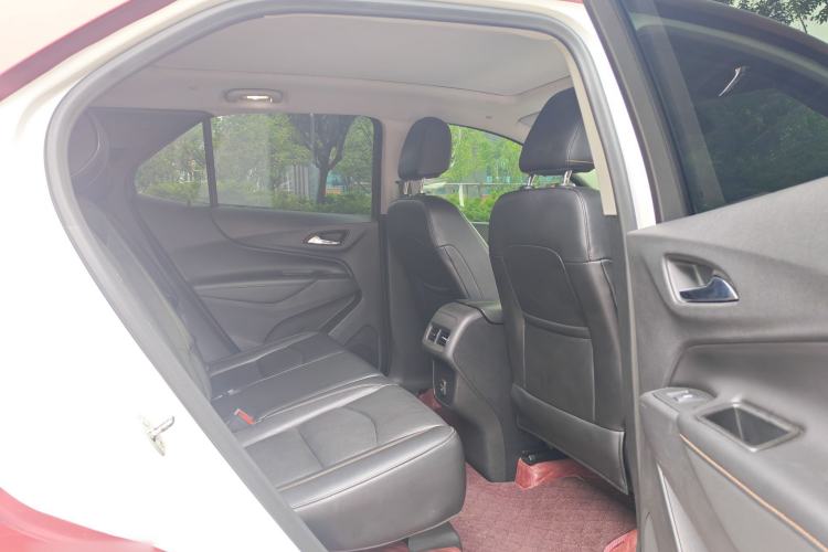 Used Chevrolet Equinox 2019 535T Automatic YuJie Edition China VI Interior 7