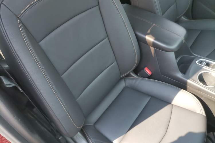 Used Chevrolet Equinox 2019 535T Automatic YuJie Edition China V Standard Right Front Seat