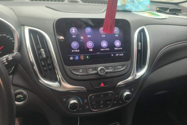 Used Chevrolet Equinox 2019 Redline 550T Automatic All-Wheel-Drive Trailblazer RS China VI Standard Audio And AC Panel
