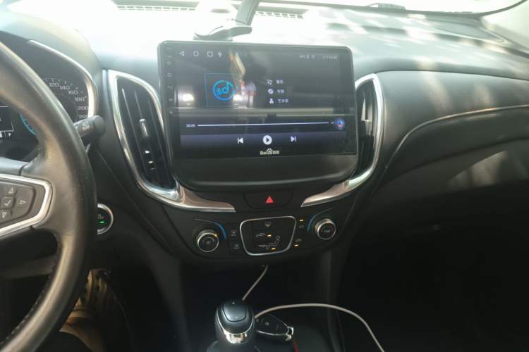 Used Chevrolet Equinox 2019 535T Automatic Chijie Edition China VI Audio And AC Panel