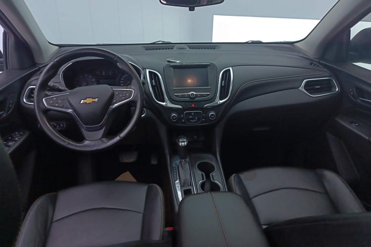 Used Chevrolet Equinox 2019 535T Automatic Chijie Edition China VI Center Console