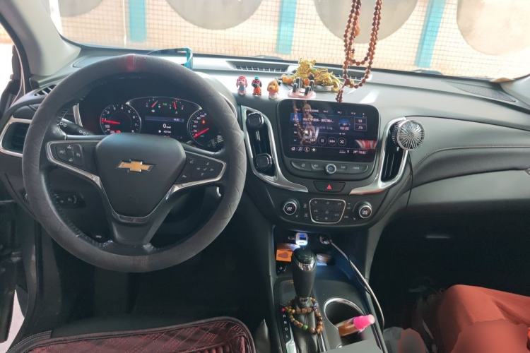 Used Chevrolet Equinox 2019 535T Automatic YuJie Edition China V Standard Center Console
