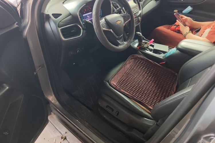 Used Chevrolet Equinox 2019 535T Automatic YuJie Edition China V Standard Driver Seat