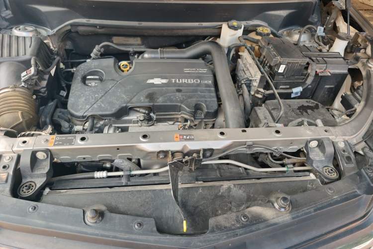Used Chevrolet Equinox 2019 535T Automatic YuJie Edition China V Standard Engine Bay