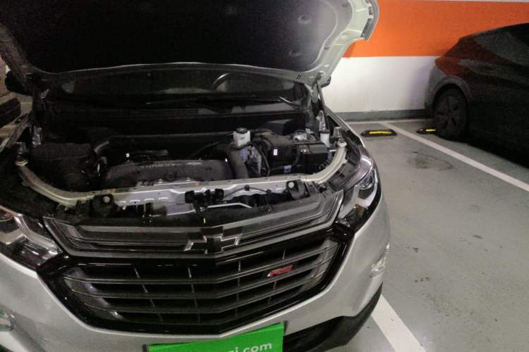 Used Chevrolet Equinox 2019 Redline 550T Automatic All-Wheel-Drive Trailblazer RS China V Standard Engine Bay Left