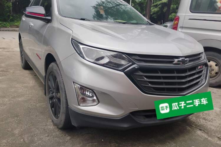 Used Chevrolet Equinox 2019 Redline 550T Automatic All-Wheel-Drive RS Model China V Standard Front Right 45 Deg