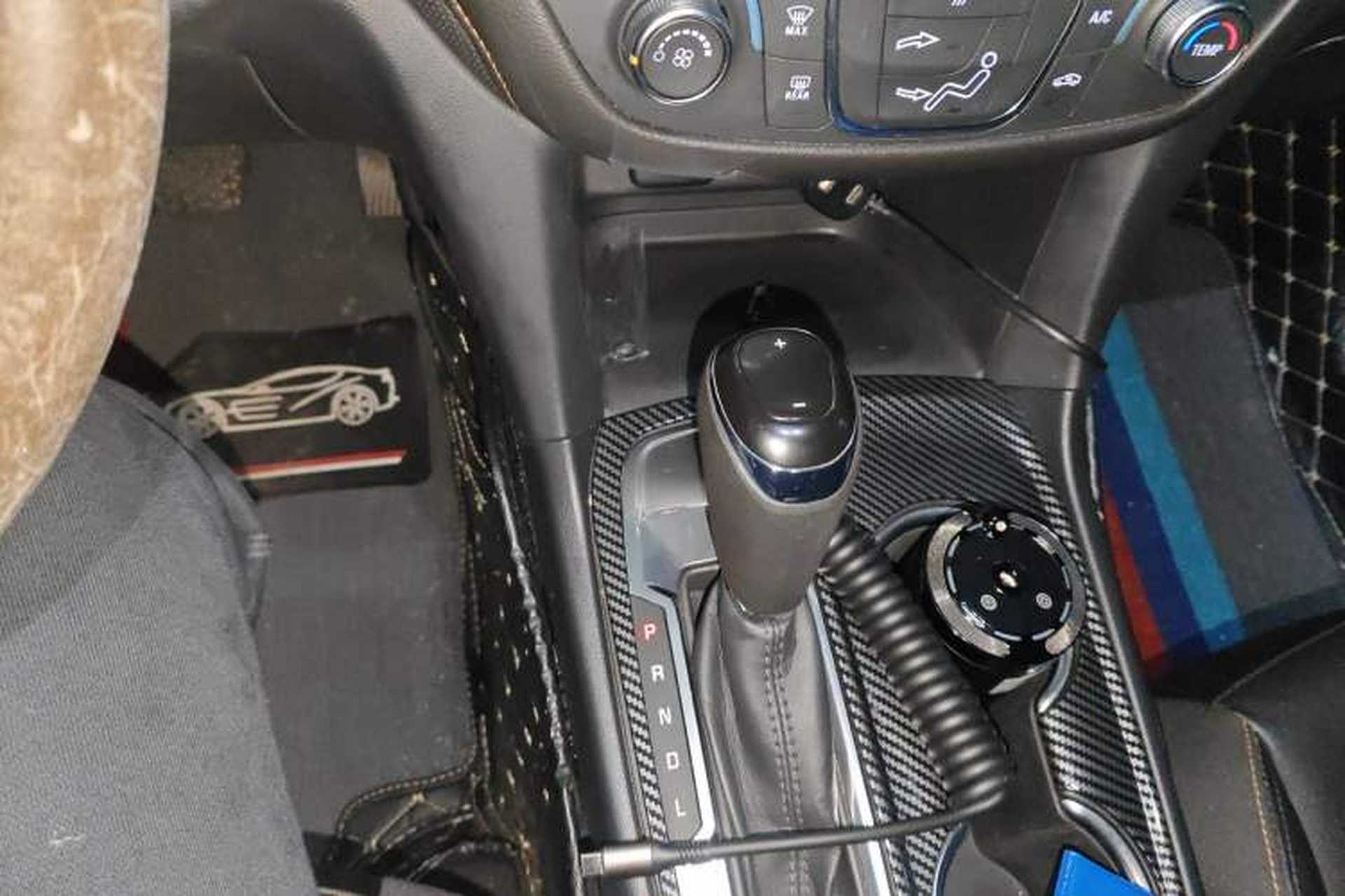 Used Chevrolet Equinox 2019 535T Automatic Chijie Edition China VI Gear Lever