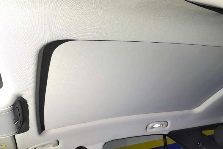 Used Chevrolet Equinox 2019 535T Automatic YuJie Edition China VI Headliner