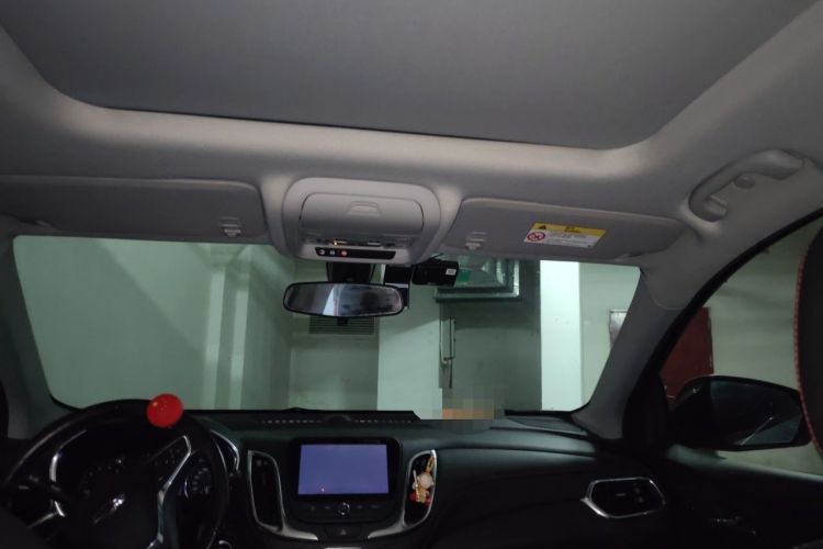 Used Chevrolet Equinox 2019 Redline 550T Automatic All-Wheel-Drive RS Model China VI Standard Headliner