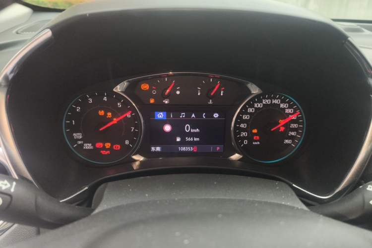 Used Chevrolet Equinox 2019 Redline 550T Automatic All-Wheel-Drive Trailblazer RS China VI Standard Instrument Cluster